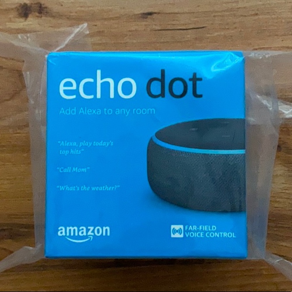✨New in box✨ Echo Dot (3rd Gen) - Charcoal